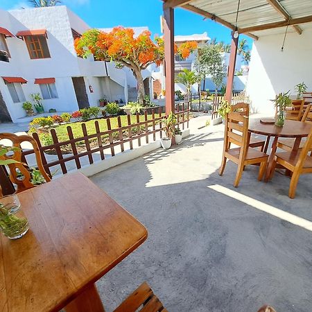 Hostal Tero Real Puerto Villamil Buitenkant foto
