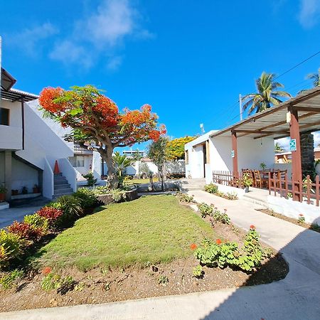Hostal Tero Real Puerto Villamil Buitenkant foto