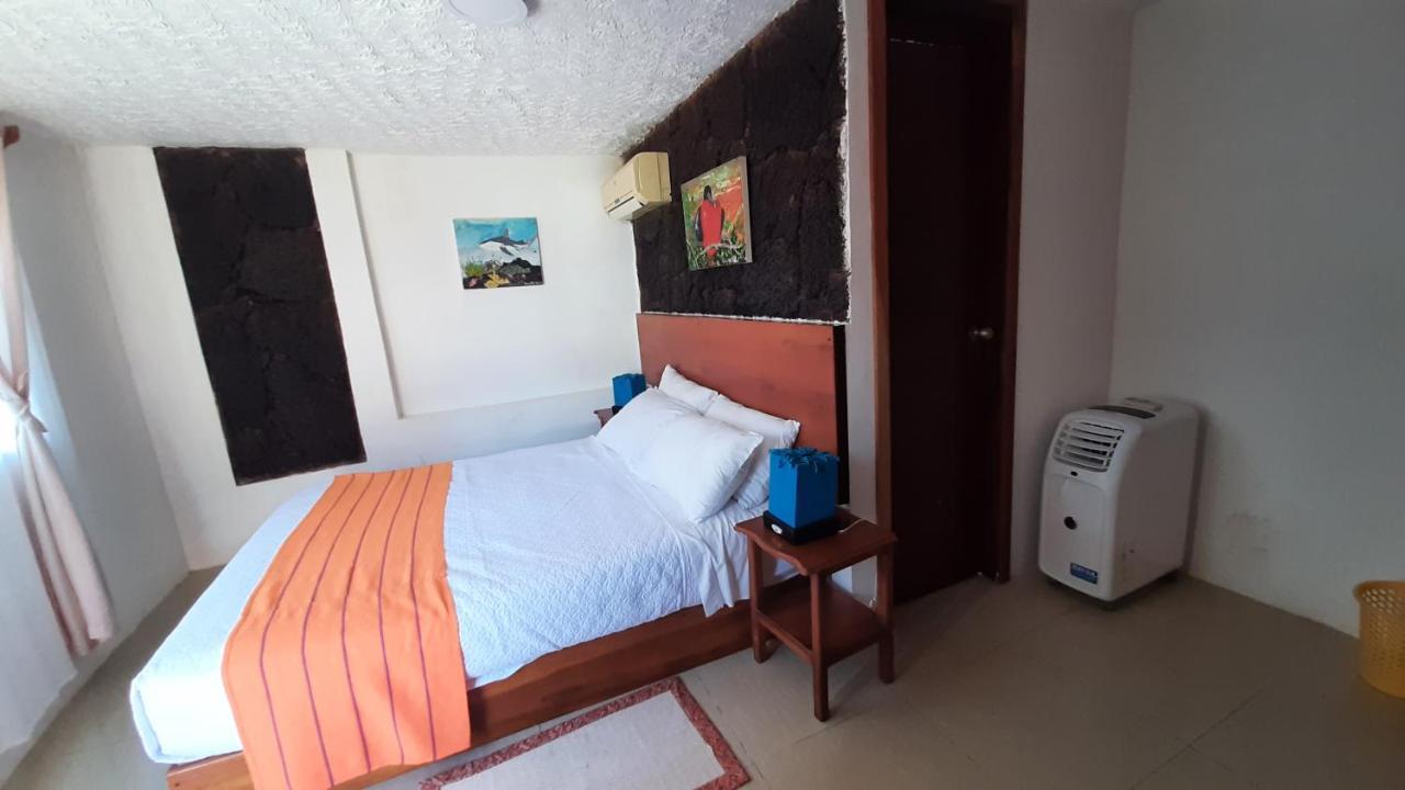Hostal Tero Real Puerto Villamil Buitenkant foto