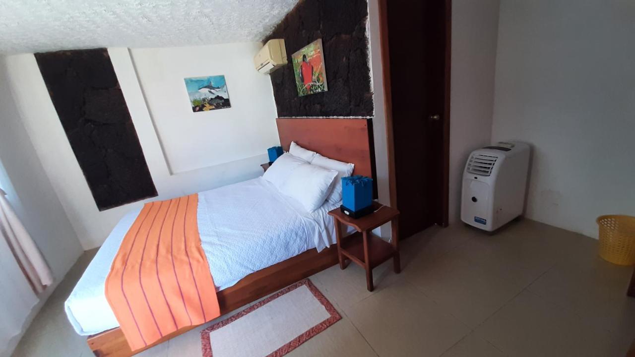 Hostal Tero Real Puerto Villamil Buitenkant foto