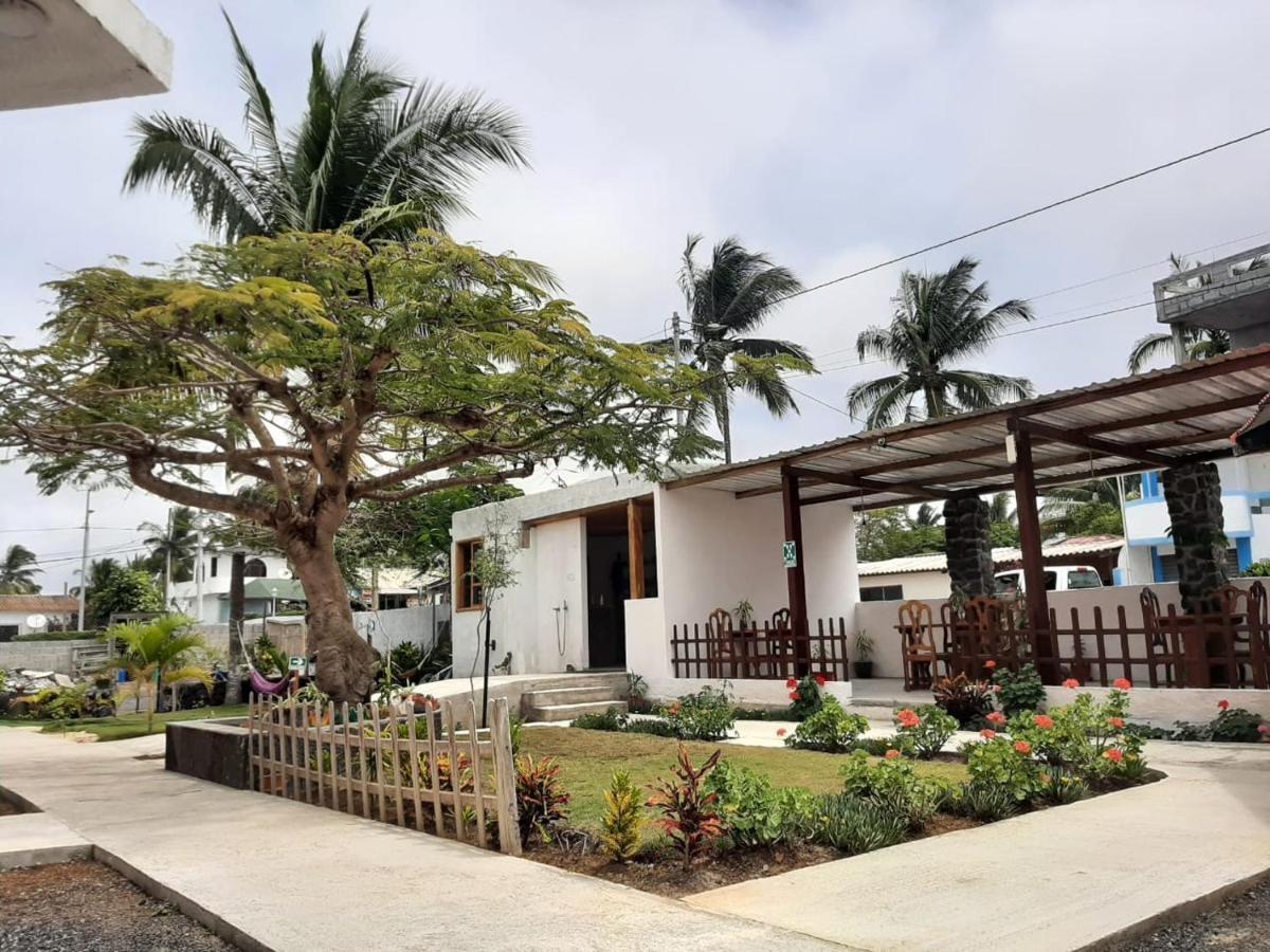Hostal Tero Real Puerto Villamil Buitenkant foto