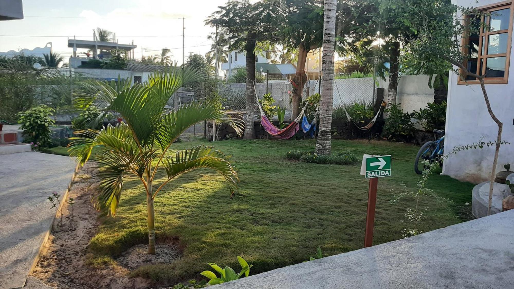 Hostal Tero Real Puerto Villamil Buitenkant foto